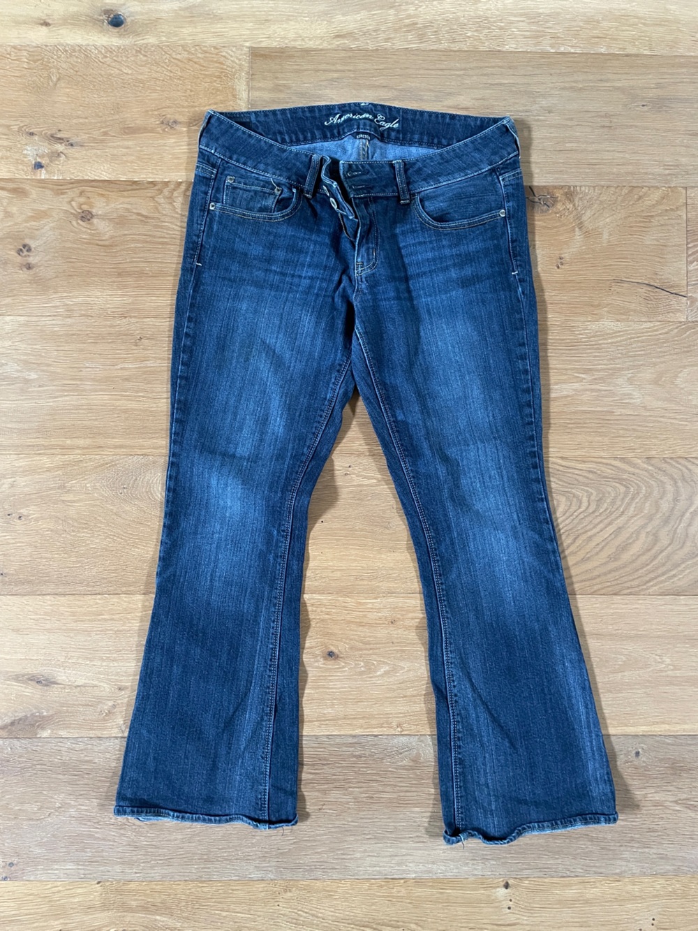 American Eagle Outfitters Artist Flare Jeans Women’s 12 Short